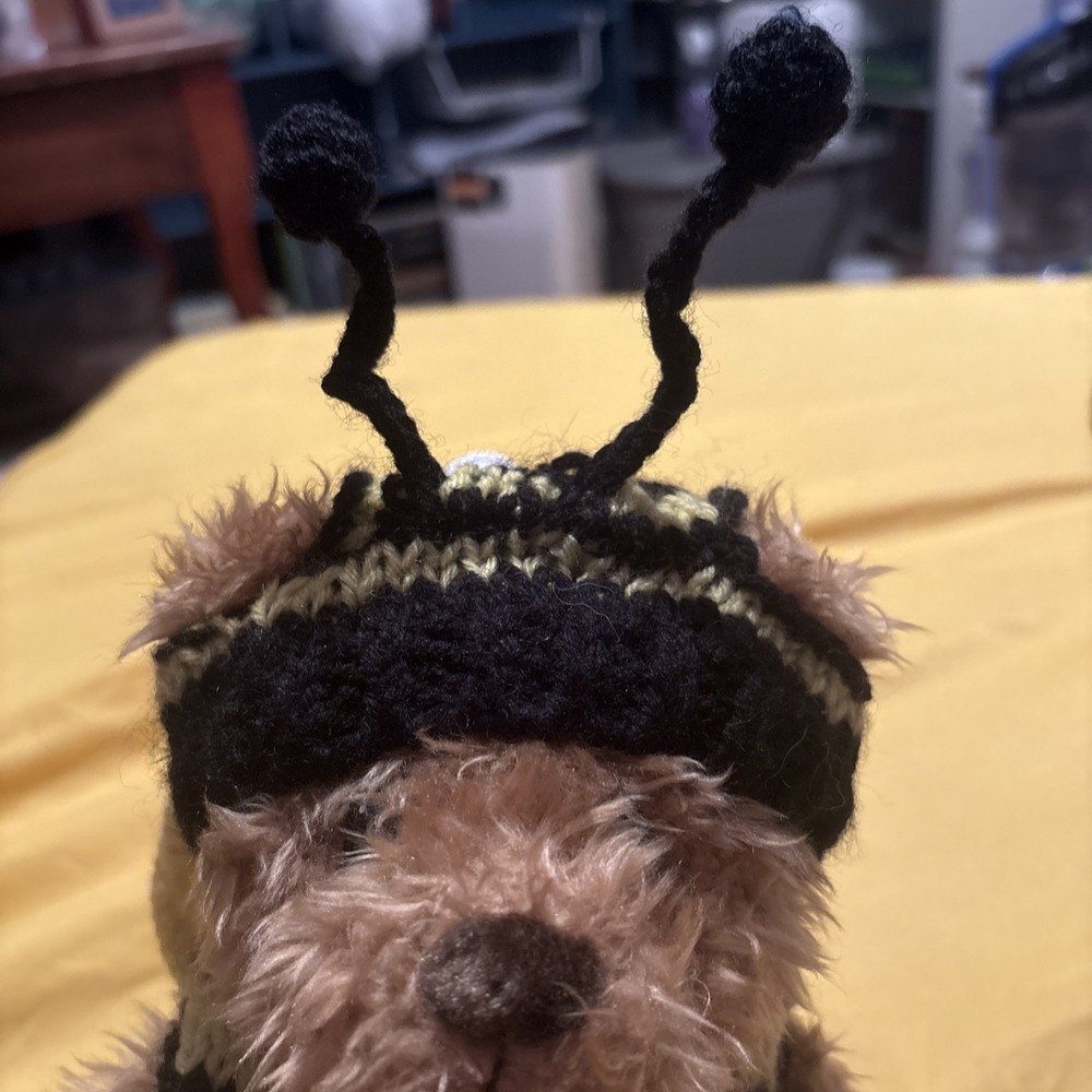 1997 Bit O Honey Ganz Buggable Bee Teddy Bear Knitted Sweater & Hat & wings - Picture 2 of 7